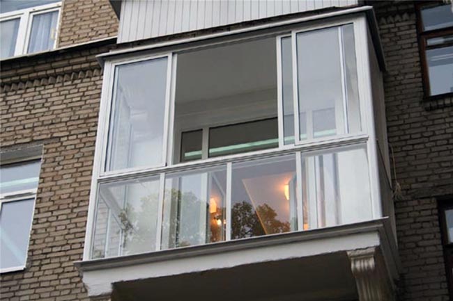 Красивое остекление балкона: идеи и дизайн Рошаль