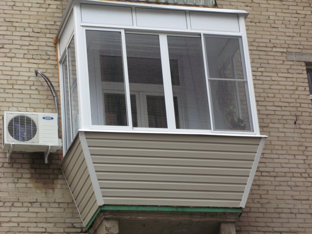 Остекление балконов в хрущевке с выносом по цене от производителя Рошаль