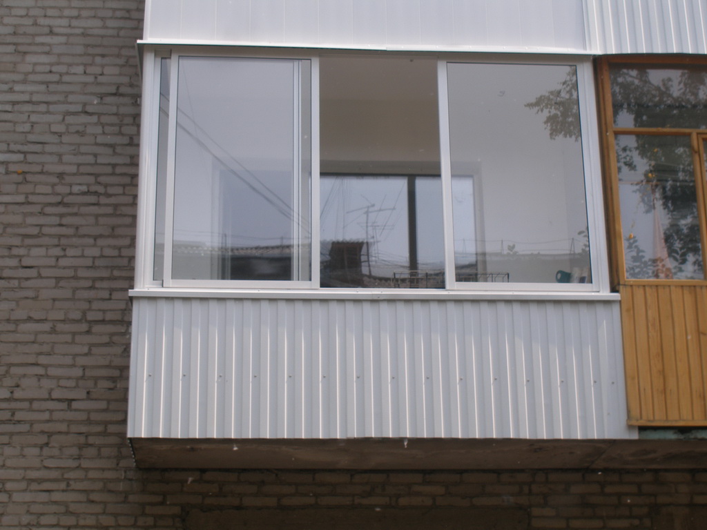 Установка пластиковых окон на балконе: остекление лоджии Рошаль